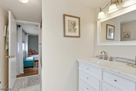 145 Canterbury Avenue North Arlington NJ 07031