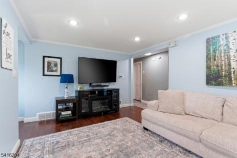 145 Canterbury Avenue North Arlington NJ 07031