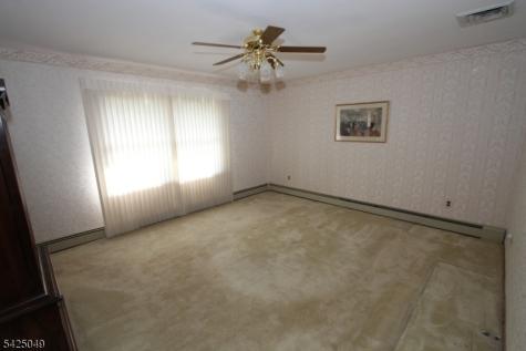 28 Taylor Lane Woodland Park NJ 07424