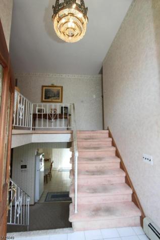 28 Taylor Lane Woodland Park NJ 07424