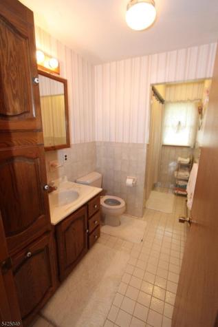 28 Taylor Lane Woodland Park NJ 07424