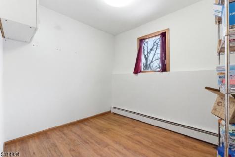 14 Marshall Trail Hopatcong NJ 07843