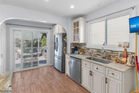 56 Ridgefield Avenue Ridgefield Park Village NJ 07660