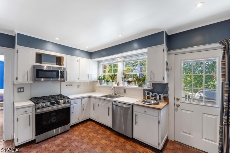 1170 Woodland Avenue Plainfield NJ 07060