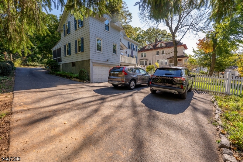 1170 Woodland Avenue Plainfield NJ 07060
