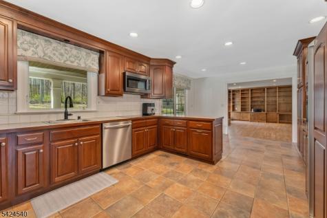 64 Lindbergh Road East Amwell NJ 08551