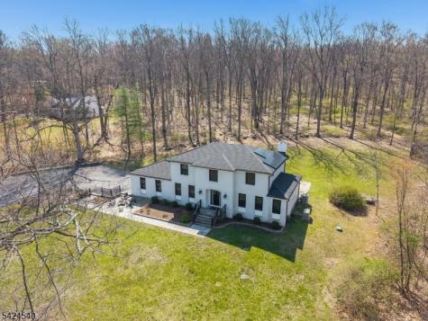 64 Lindbergh Road East Amwell NJ 08551