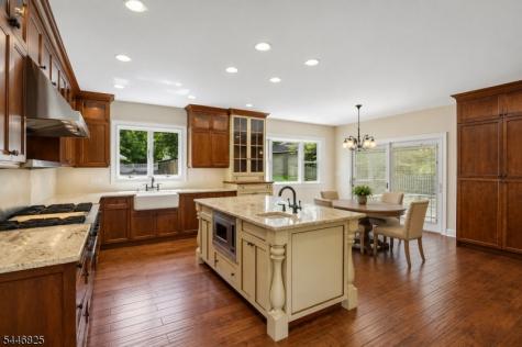 11 Fairwood Road Madison NJ 07940