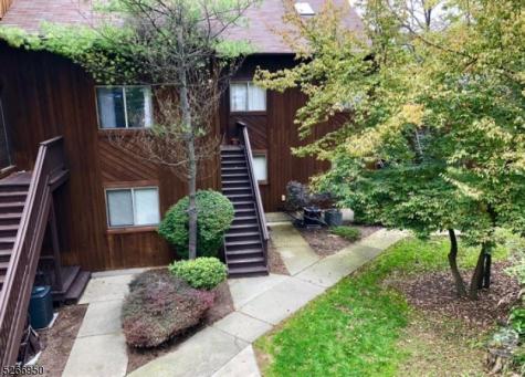 1 Pinehurst Court Vernon NJ 07462