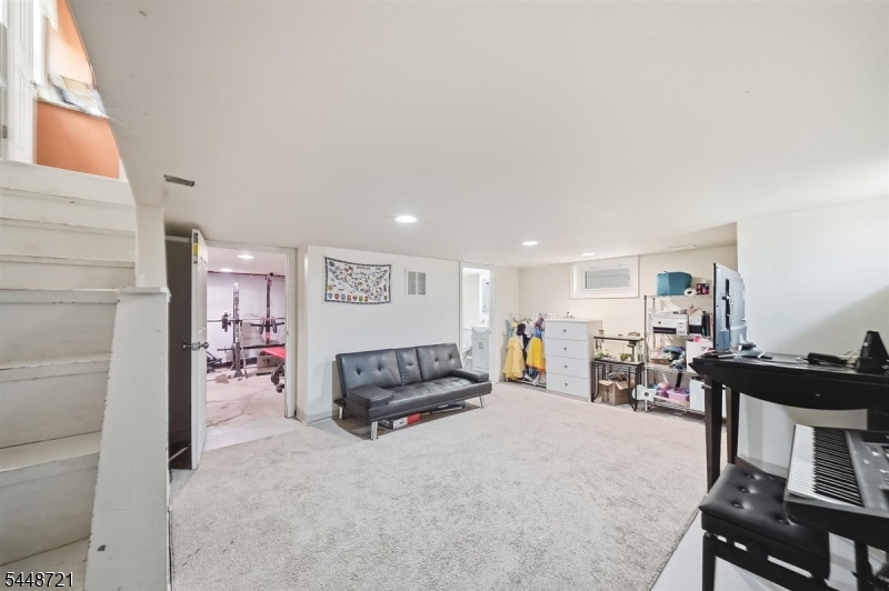 9 S Middaugh Street Somerville NJ 08876