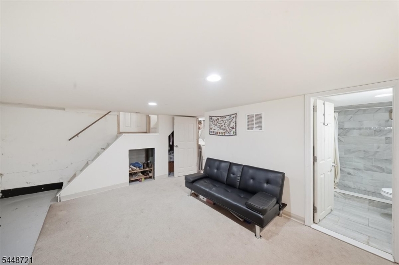9 S Middaugh Street Somerville NJ 08876