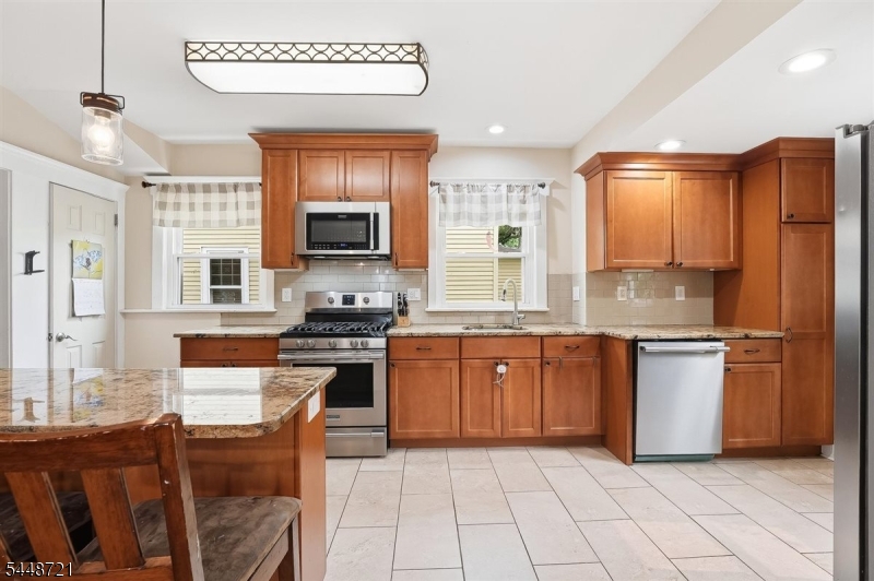 9 S Middaugh Street Somerville NJ 08876