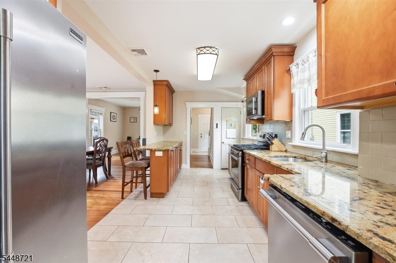 9 S Middaugh Street Somerville NJ 08876