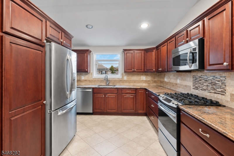 245 Kingsland Avenue Lyndhurst NJ 07071