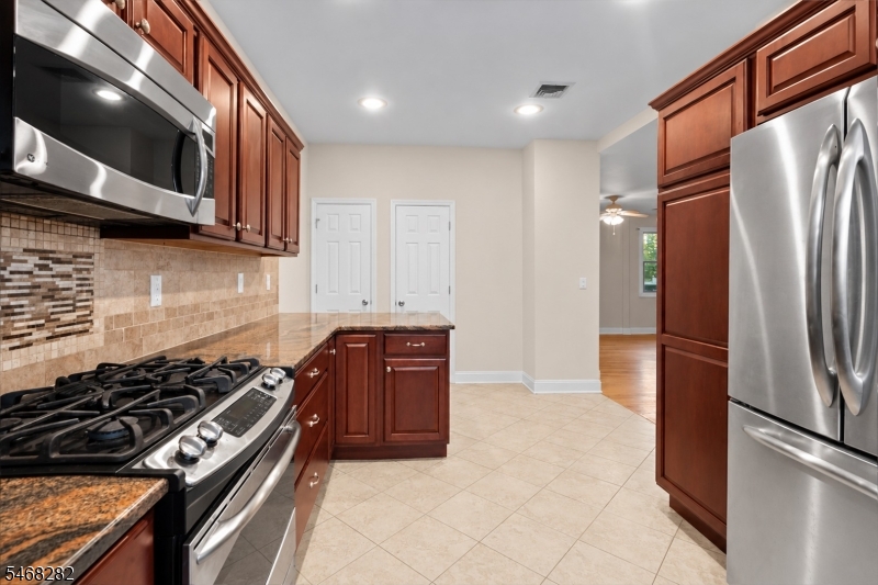 245 Kingsland Avenue Lyndhurst NJ 07071