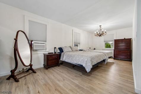 1027 Salem Avenue Hillside NJ 07205
