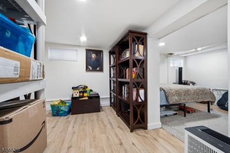 1027 Salem Avenue Hillside NJ 07205