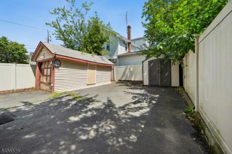 1027 Salem Avenue Hillside NJ 07205