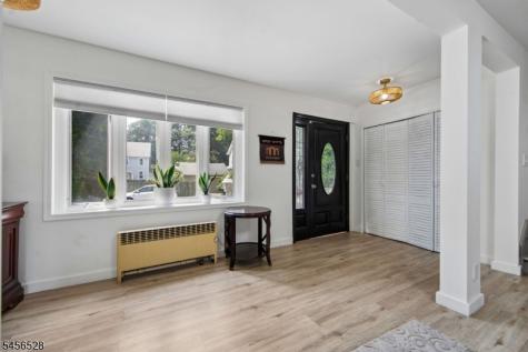 1027 Salem Avenue Hillside NJ 07205