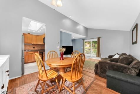 12 Coolidge Trail Hopatcong NJ 07843