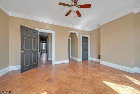 589 Drive Martin Luther King Jr Newark NJ 07102