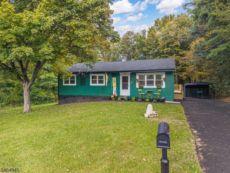 7 Fox Hill Drive Franklin NJ 07416