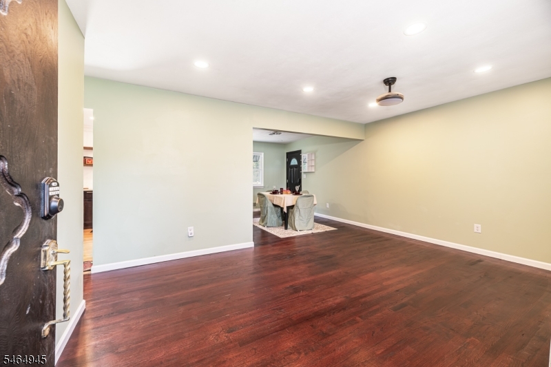 7 Fox Hill Drive Franklin NJ 07416