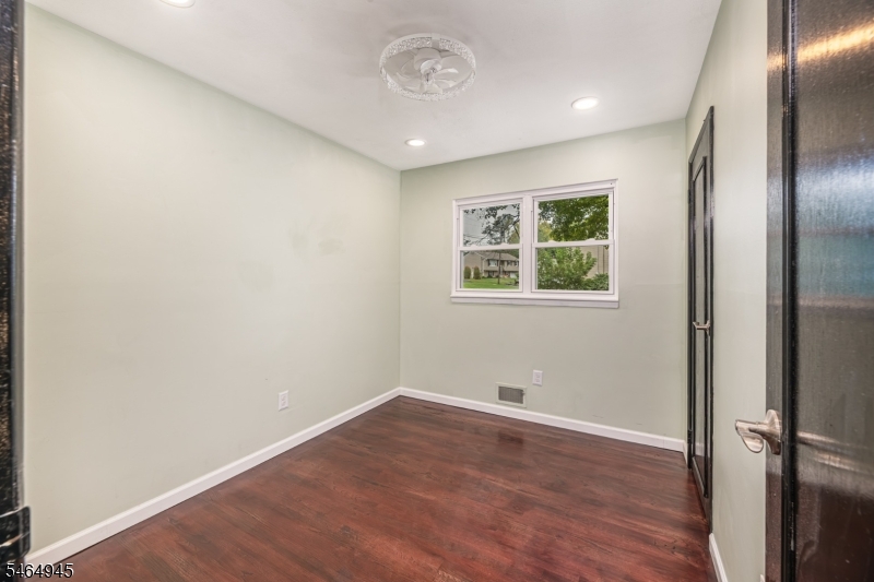 7 Fox Hill Drive Franklin NJ 07416