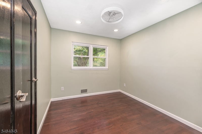 7 Fox Hill Drive Franklin NJ 07416