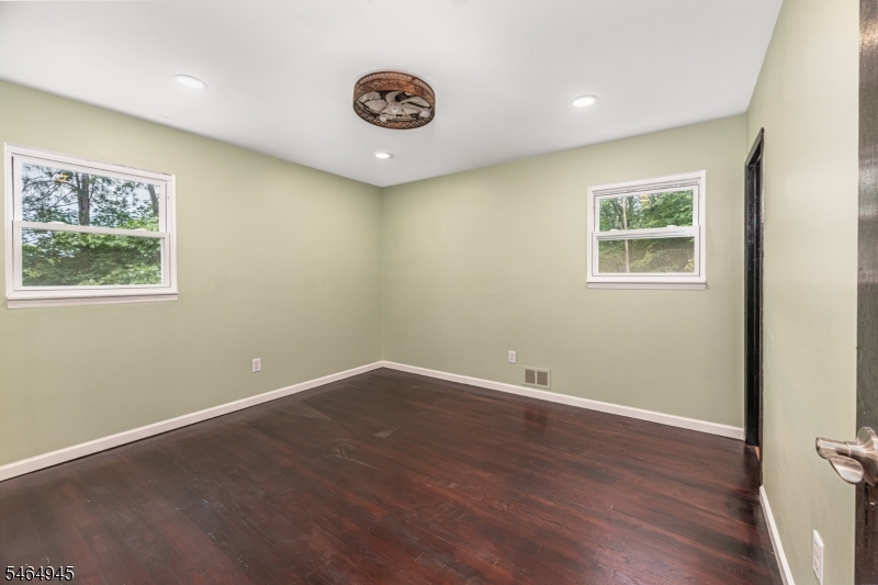 7 Fox Hill Drive Franklin NJ 07416