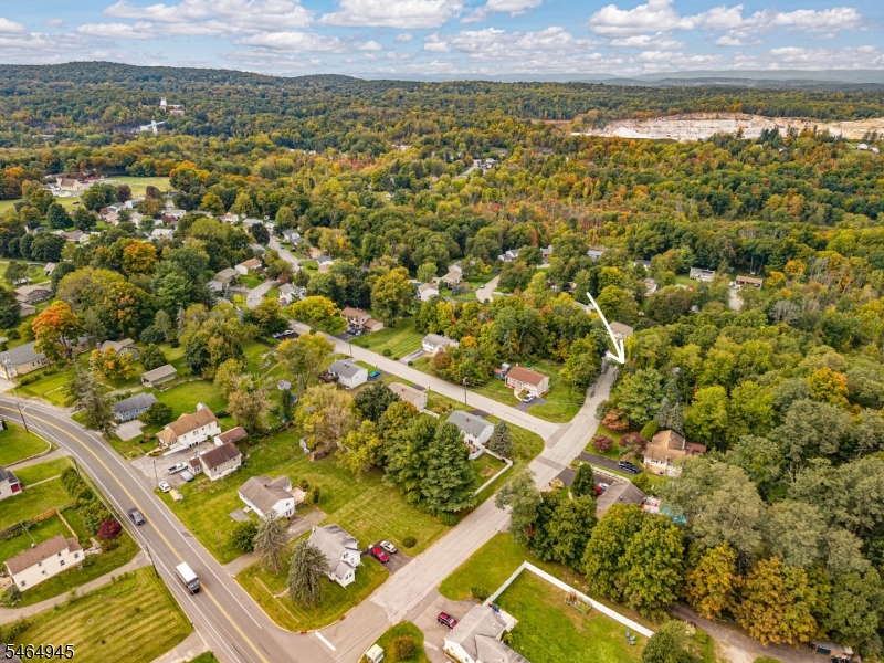 7 Fox Hill Drive Franklin NJ 07416