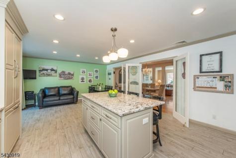 25 Meadow Drive Little Falls NJ 07424