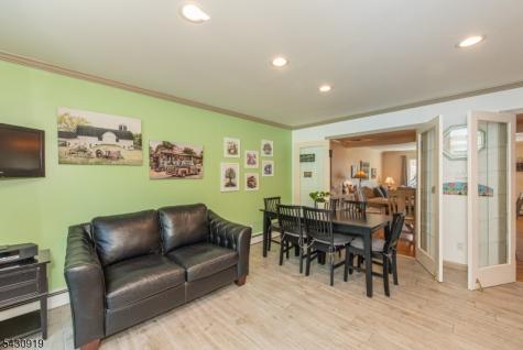 25 Meadow Drive Little Falls NJ 07424