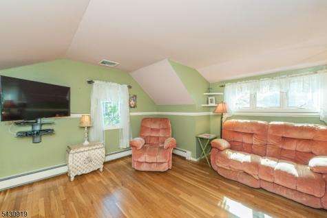 25 Meadow Drive Little Falls NJ 07424