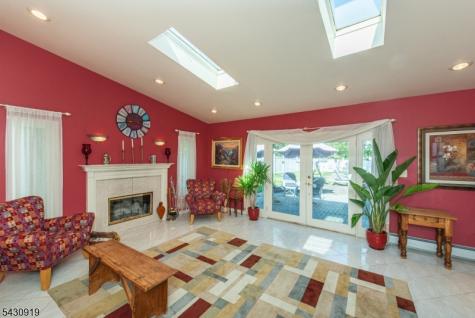 25 Meadow Drive Little Falls NJ 07424
