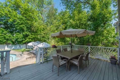 25 Meadow Drive Little Falls NJ 07424
