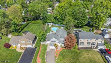 25 Meadow Drive Little Falls NJ 07424