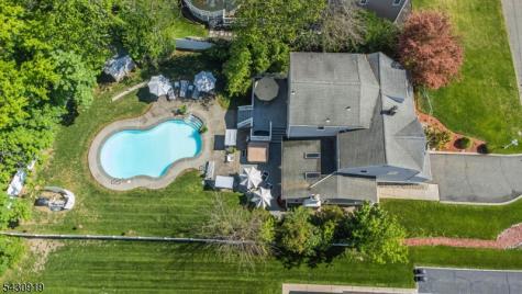 25 Meadow Drive Little Falls NJ 07424
