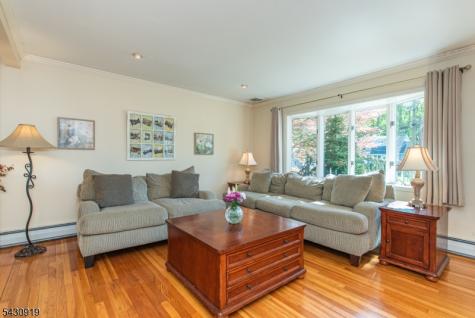 25 Meadow Drive Little Falls NJ 07424