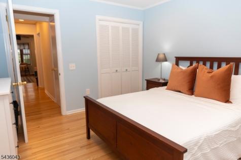13 Sunset Drive Clark NJ 07066