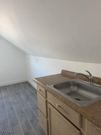 1007 W 8th Street Plainfield NJ 07063