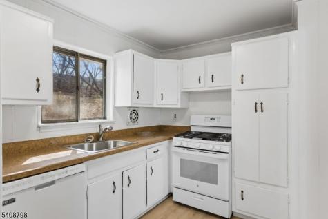 39 Gage Road East Brunswick NJ 08816