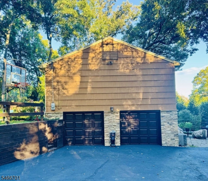 14 Woodland Road Denville NJ 07834
