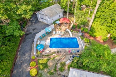 59 Shawnee Road Hopatcong NJ 07843
