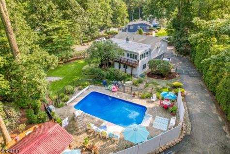 59 Shawnee Road Hopatcong NJ 07843