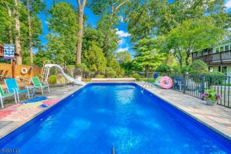 59 Shawnee Road Hopatcong NJ 07843