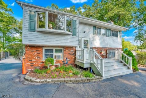 59 Shawnee Road Hopatcong NJ 07843