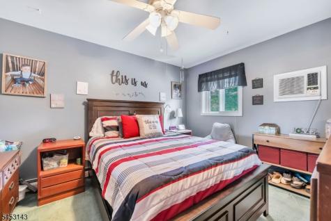 59 Shawnee Road Hopatcong NJ 07843