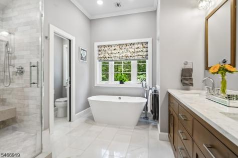 25 Ascot Way Summit NJ 07901