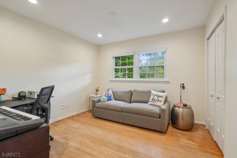 30 Connel Drive West Orange NJ 07052